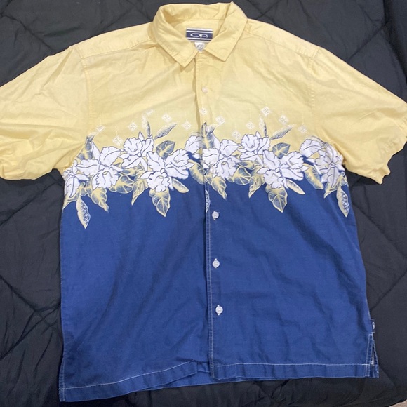 Mens large floral collared button up - Picture 1 of 3